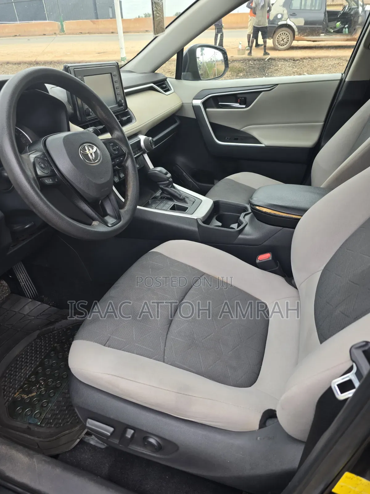 Toyota RAV4 XLE AWD 2019 Black