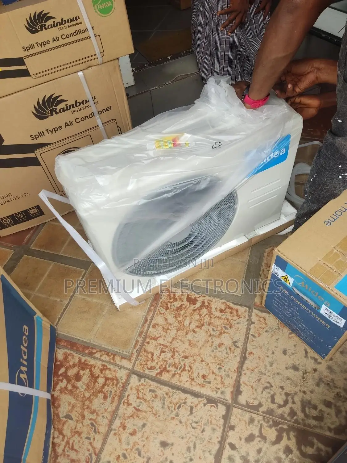 Midea 1.5hp Forest Series R32 Inverter a/C Msaf-12crdn8 Unicool Smart