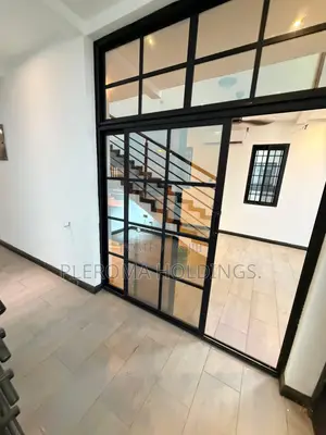 3bdrm Duplex in East Legon for sale