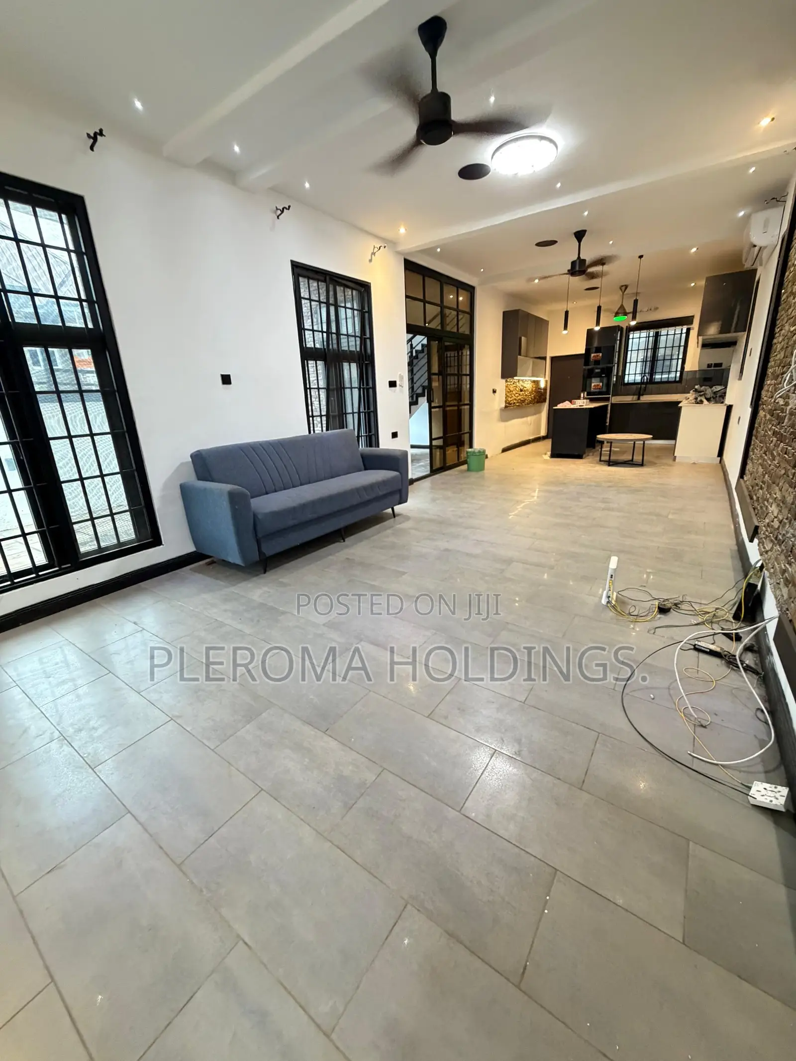 3bdrm Duplex in East Legon for sale