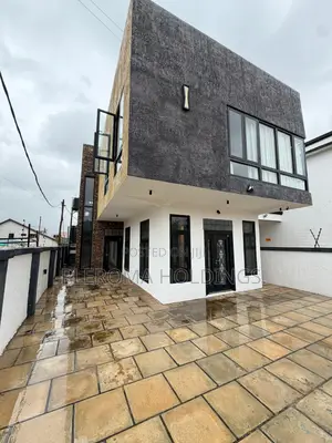3bdrm Duplex in East Legon for sale