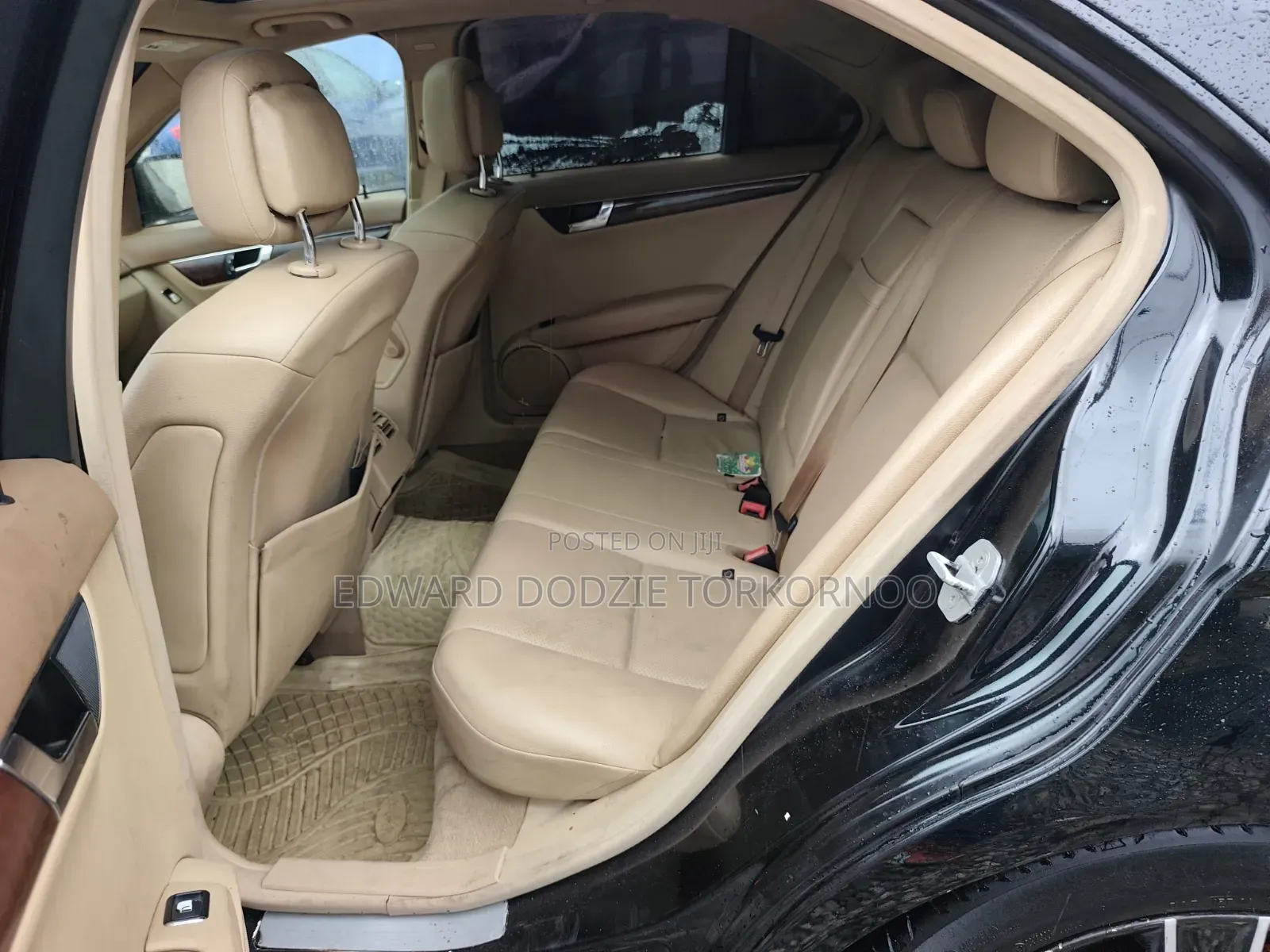 Mercedes-Benz C300 2009 Black
