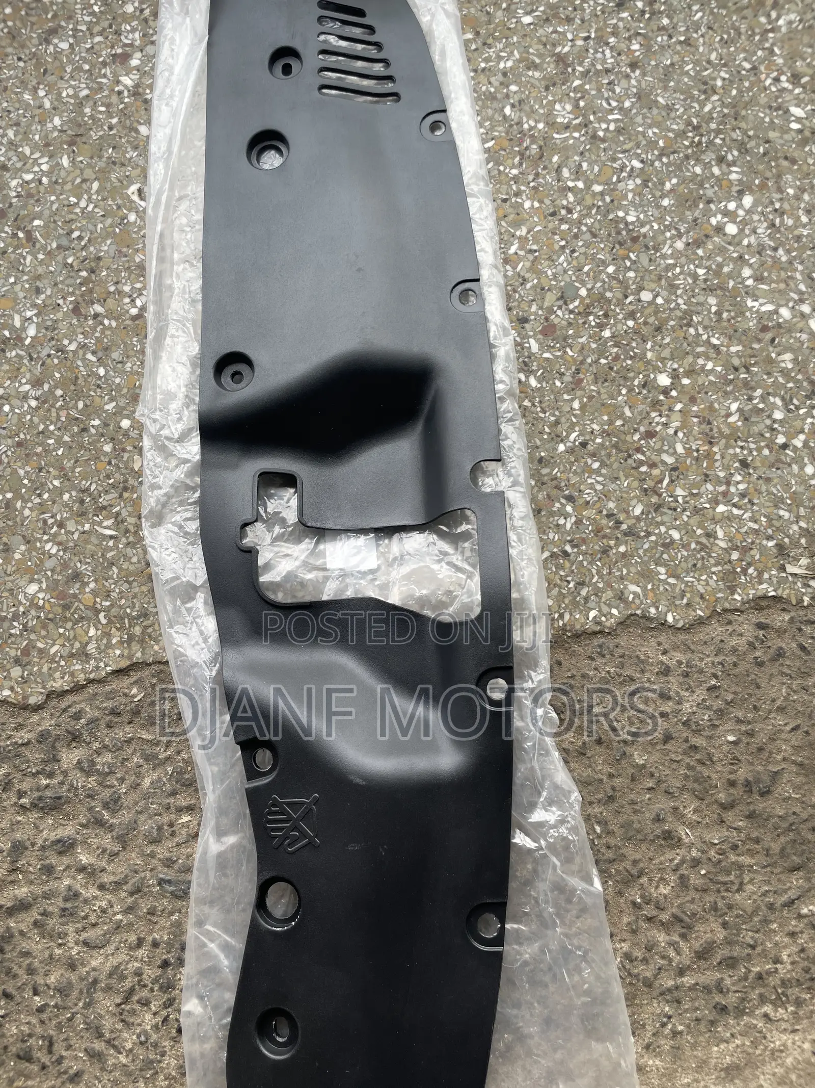 Hyundai Tucson 2021-2023 Radiator Panel