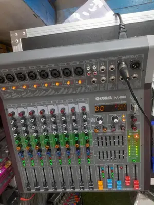 Professional Stereo 8 Channel Mixer