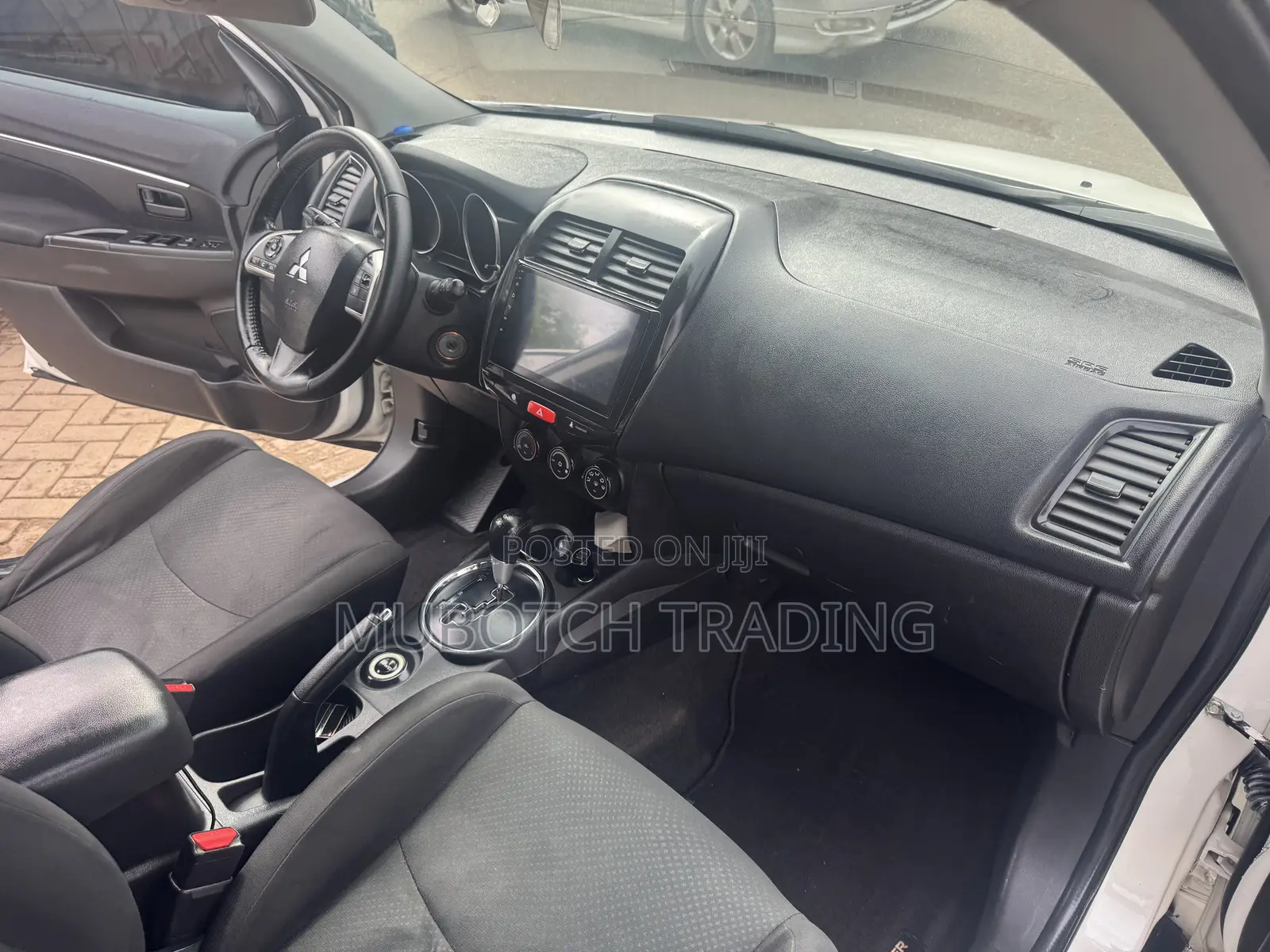 Mitsubishi Outlander Sport 2.4 ES 2015 Off white