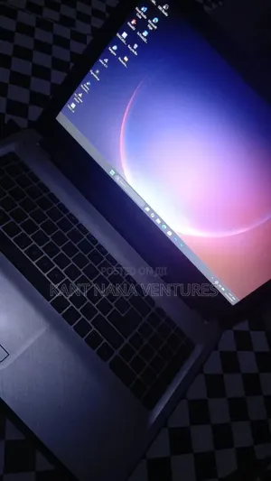 Laptop HP Stream Notebook 8GB AMD Ryzen 5 HDD+SSD 1T
