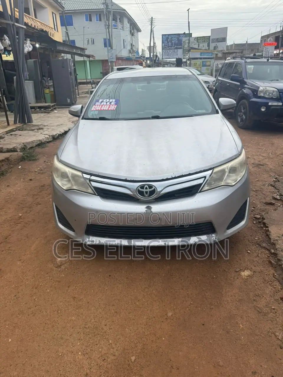 Toyota Camry SE 4dr Sedan (2.5L 4cyl 6A) 2012 Silver