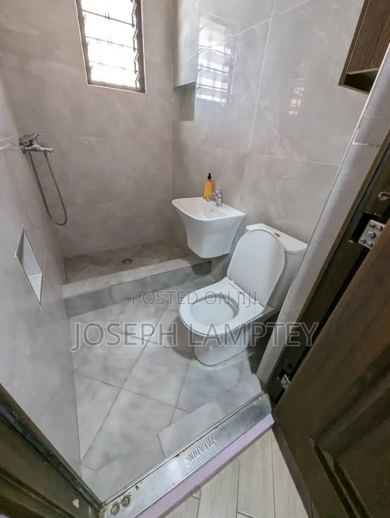 Furnished 2bdrm Apartment in Joseph Lamptey, Zongo Junction for rent