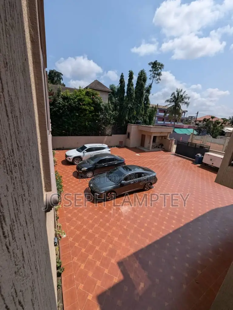 Furnished 2bdrm Apartment in Joseph Lamptey, Zongo Junction for rent