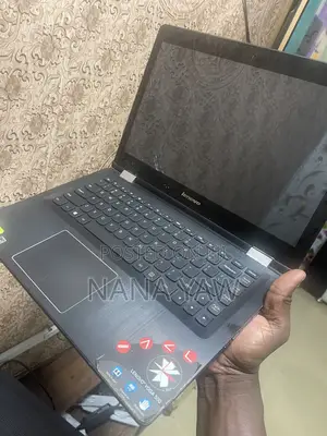 Laptop Lenovo IdeaPad Y500 4GB Intel Core i3 HDD 500GB