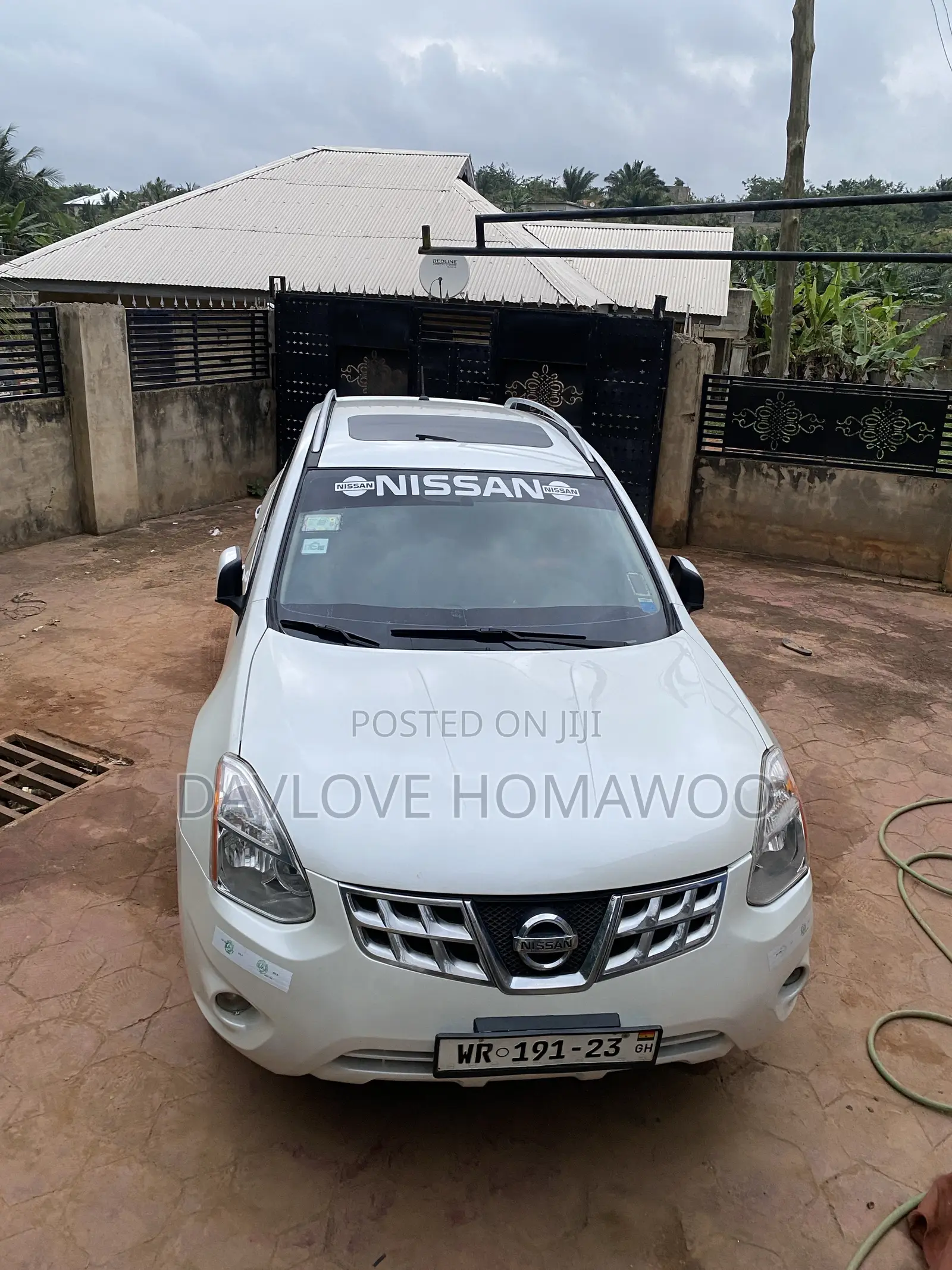 Nissan Rogue SV 2012 White