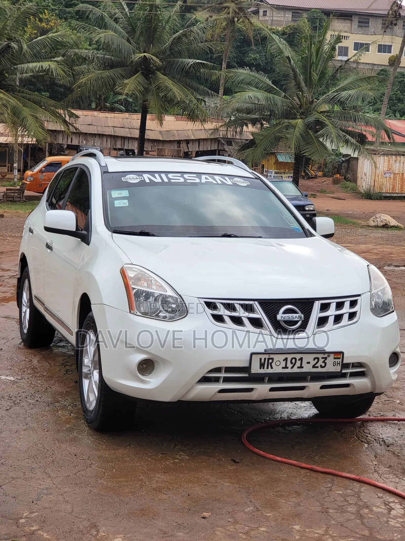 Nissan Rogue SV 2012 White