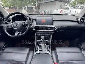 MG ZS 2019 White