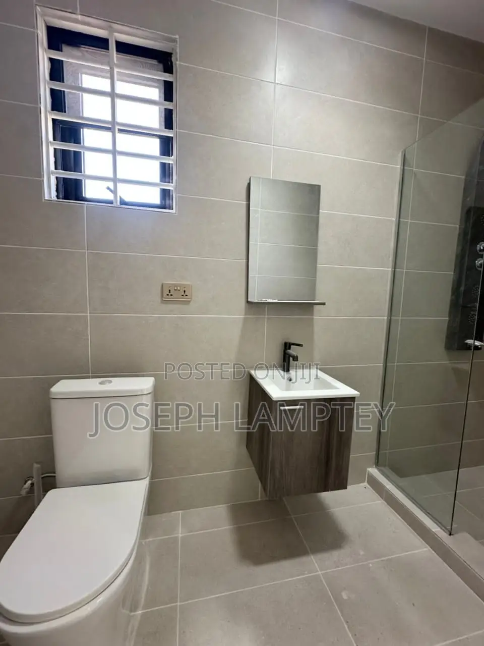2bdrm Townhouse / Terrace in Joseph Lamptey, Accra Metropolitan