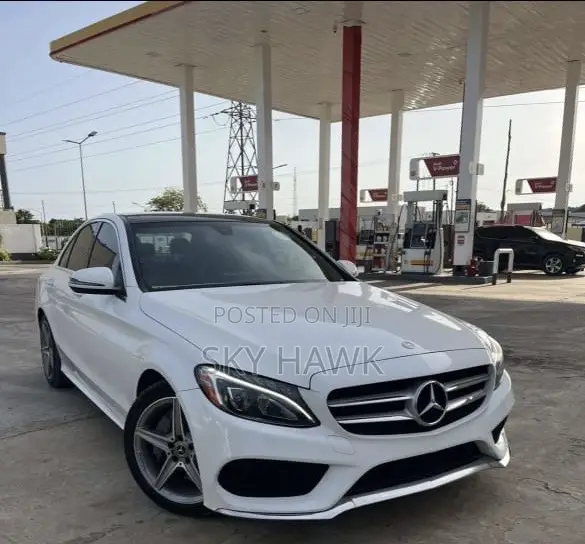 Mercedes-Benz C300 2017 White