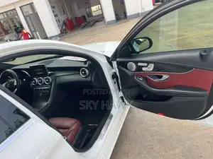 Mercedes-Benz C300 2017 White