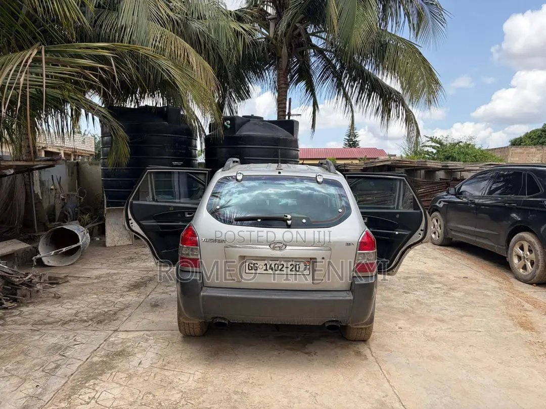 Hyundai Tucson GLS FWD 2008 Silver