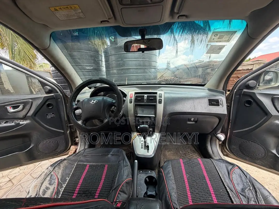 Hyundai Tucson GLS FWD 2008 Silver