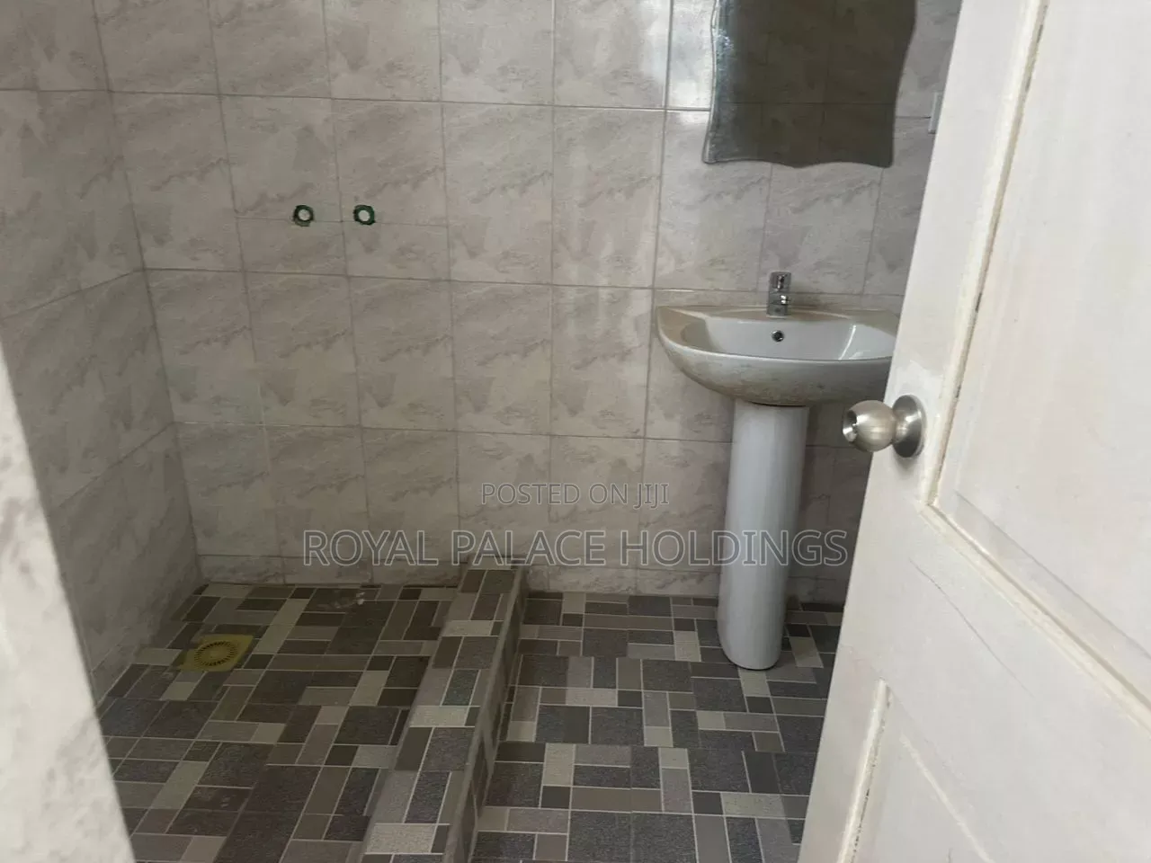 2bdrm Apartment in East Legon Hills, School Area for rent