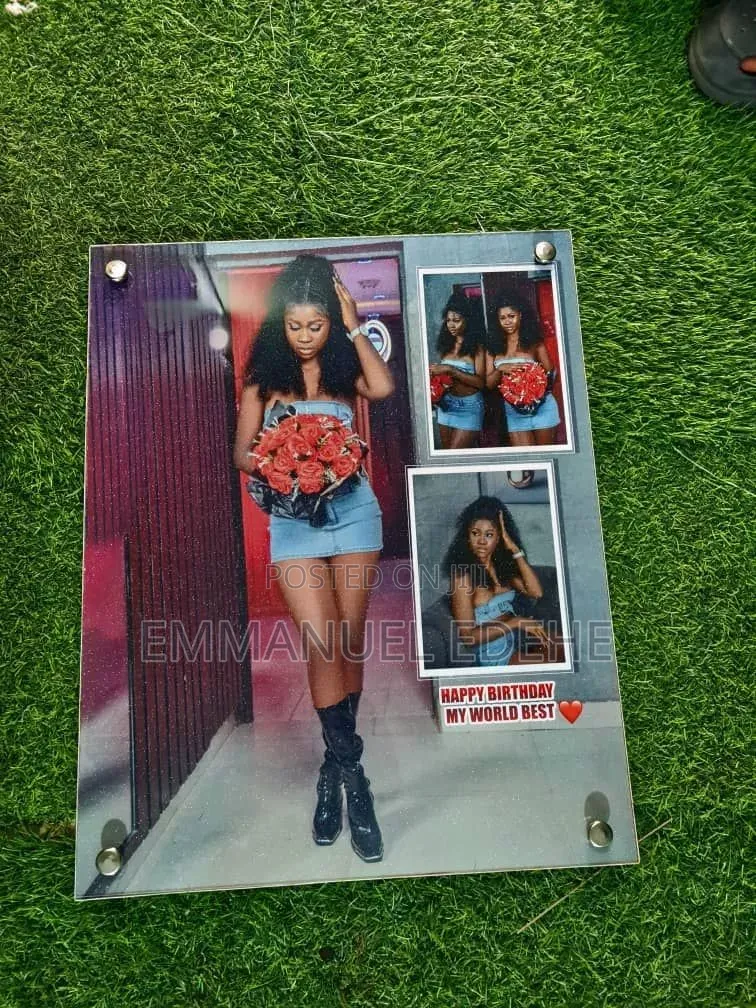 Pictures Frame