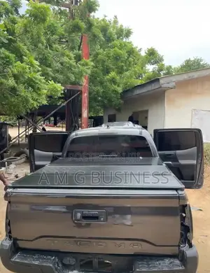 Trifold/Retractable Cover