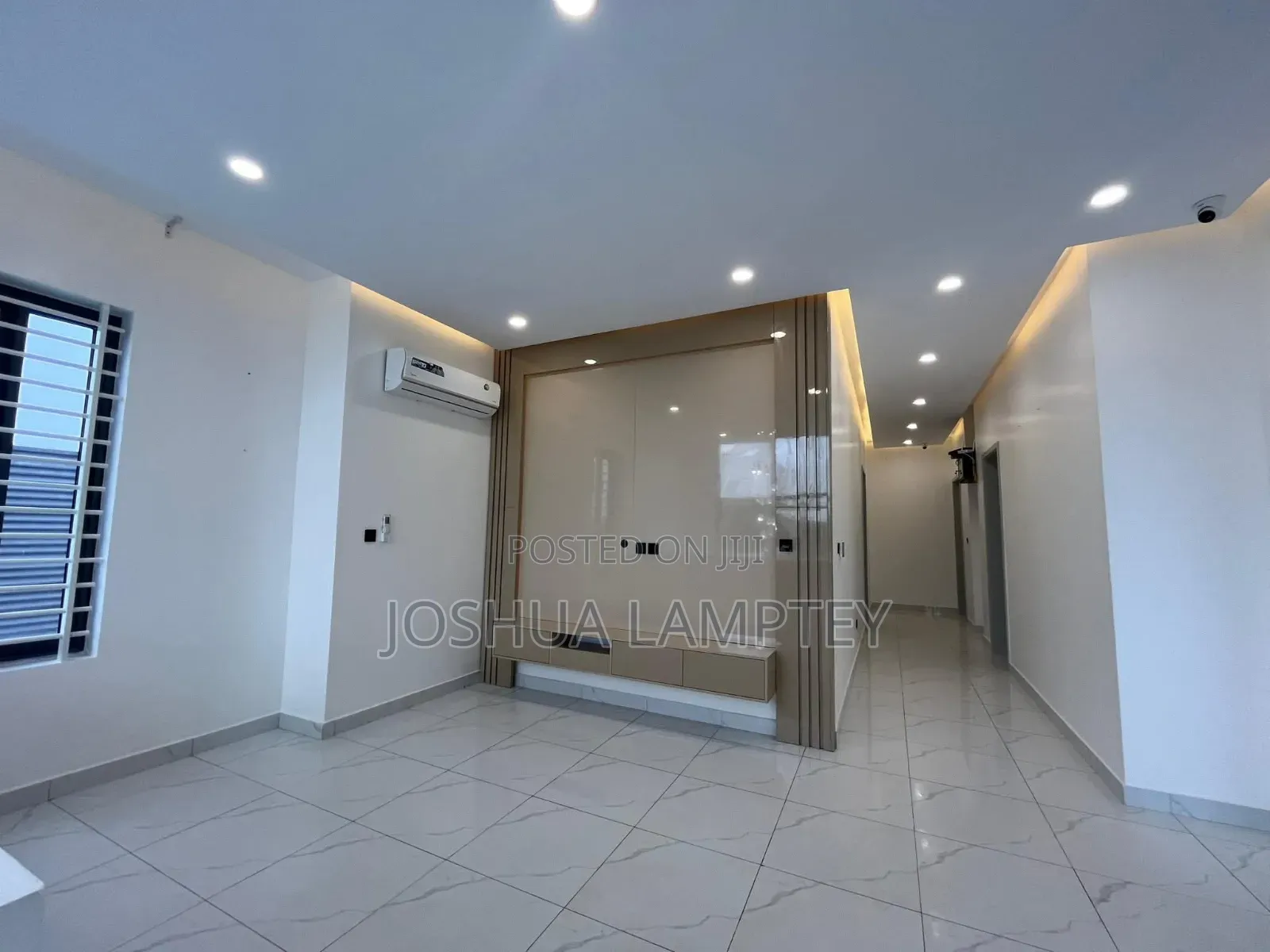4bdrm House in Abelemkpe Estate, Methodist Church Area for rent
