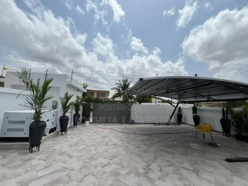 4bdrm House in Abelemkpe Estate, Methodist Church Area for rent