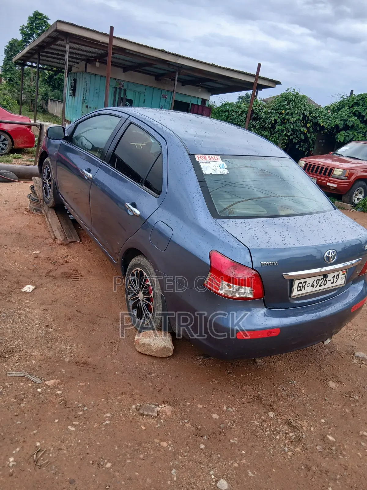 Toyota Yaris Base Sedan 4dr 2010 Blue