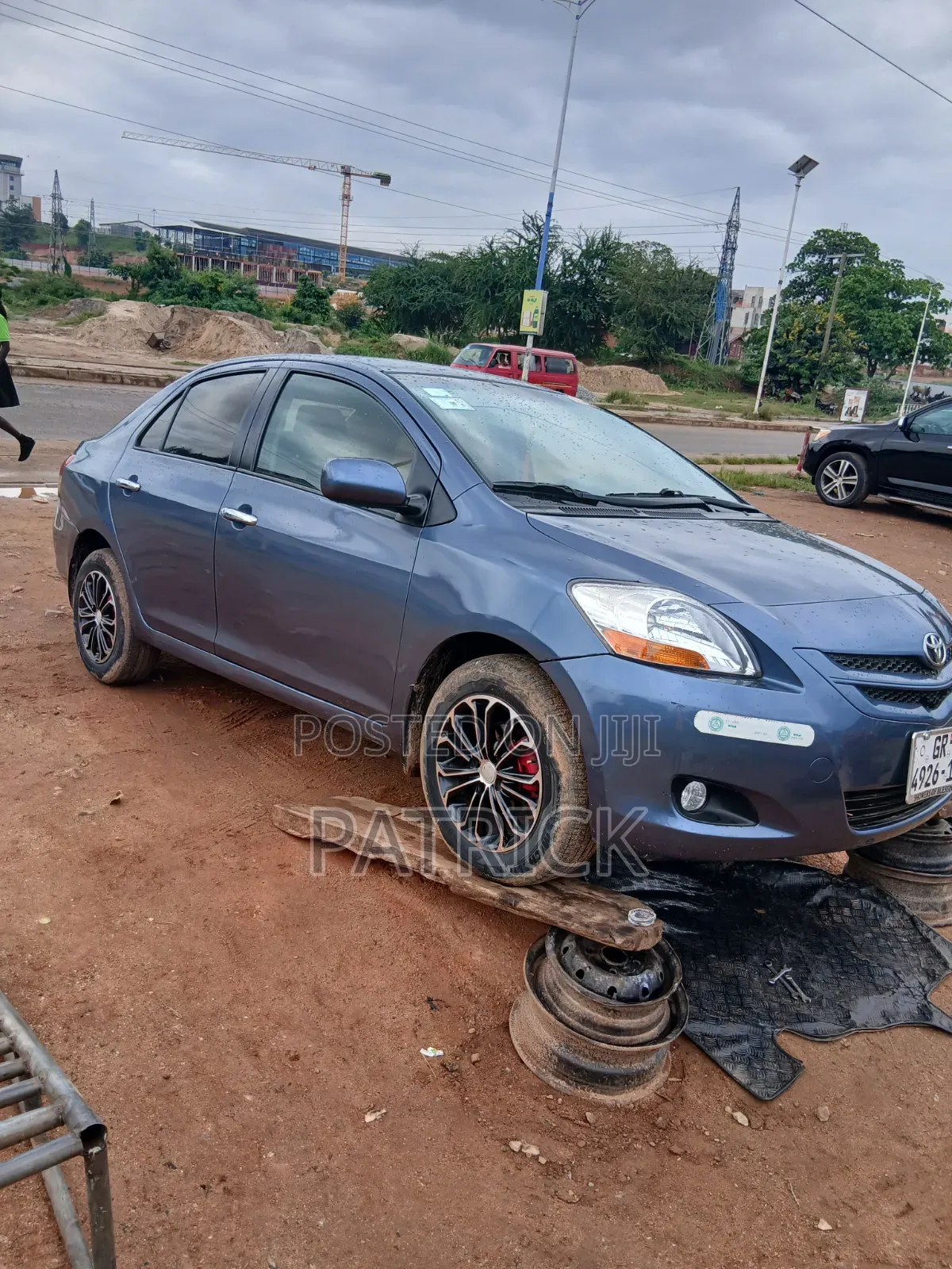 Toyota Yaris Base Sedan 4dr 2010 Blue