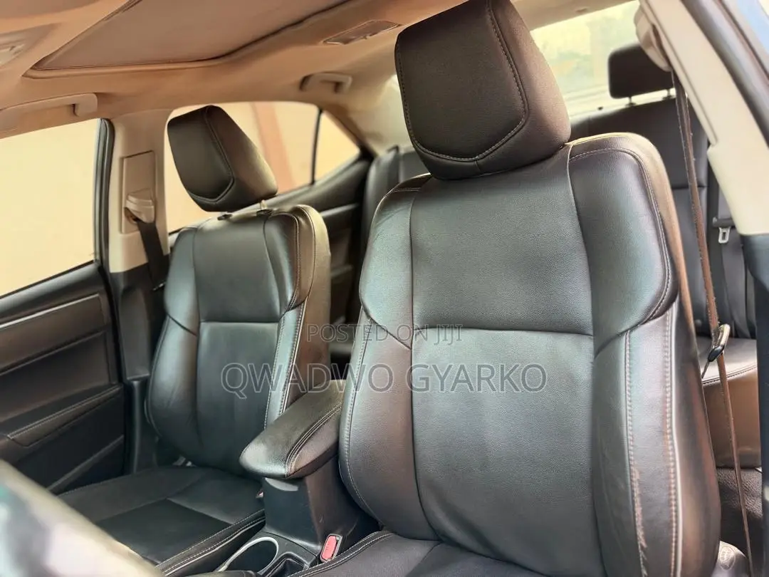 Toyota Corolla S Premium 4dr Sedan (1.8L 4cyl CVT) 2016 Gray