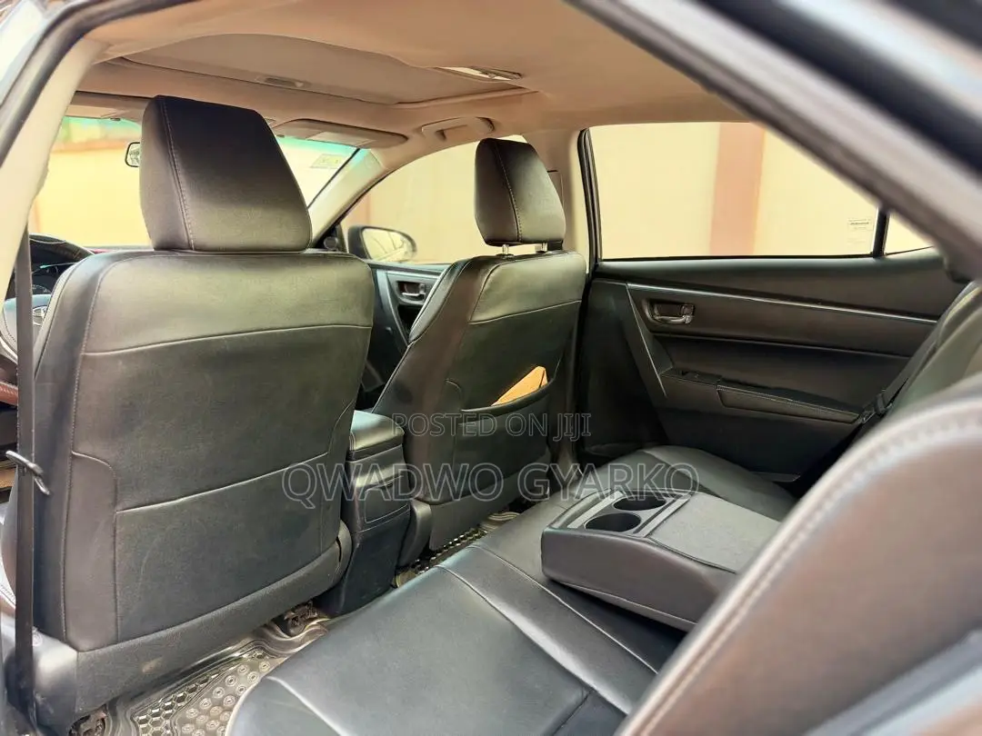 Toyota Corolla S Premium 4dr Sedan (1.8L 4cyl CVT) 2016 Gray