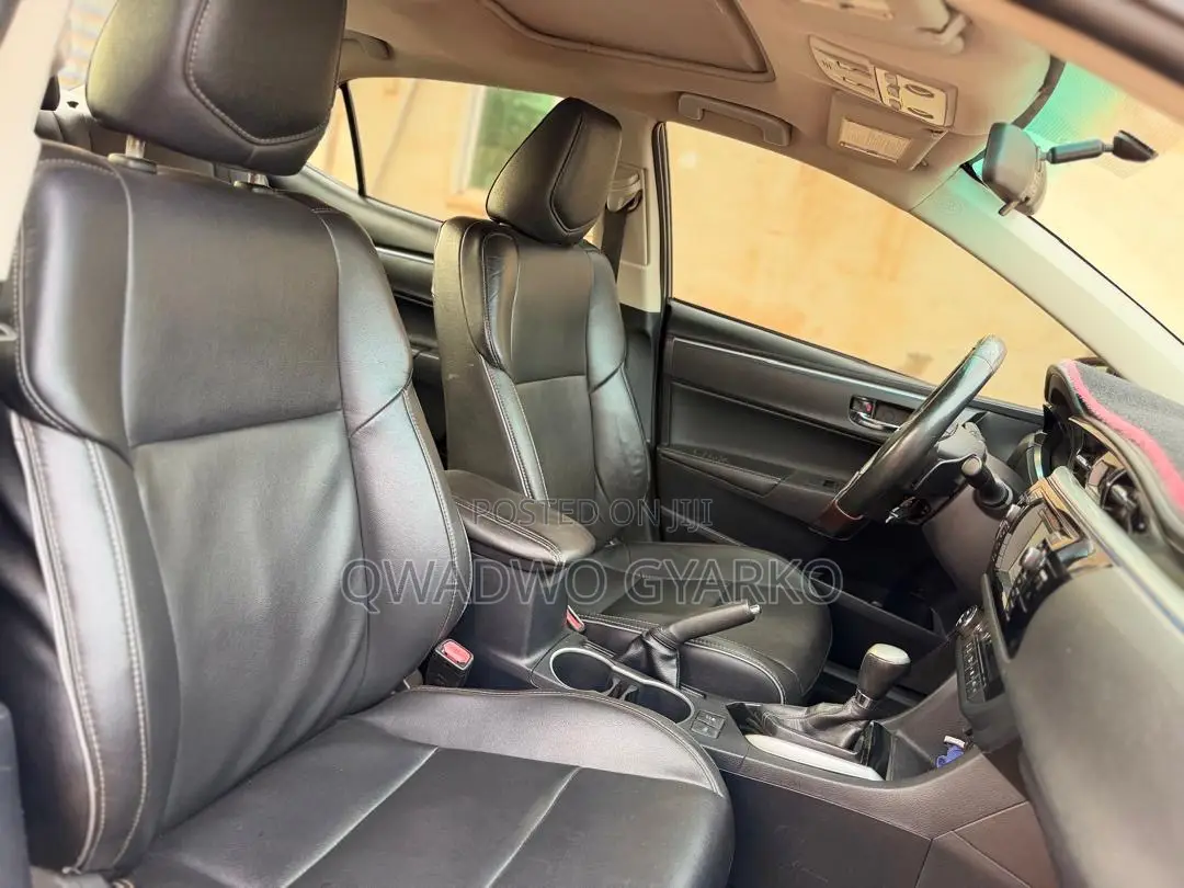 Toyota Corolla S Premium 4dr Sedan (1.8L 4cyl CVT) 2016 Gray