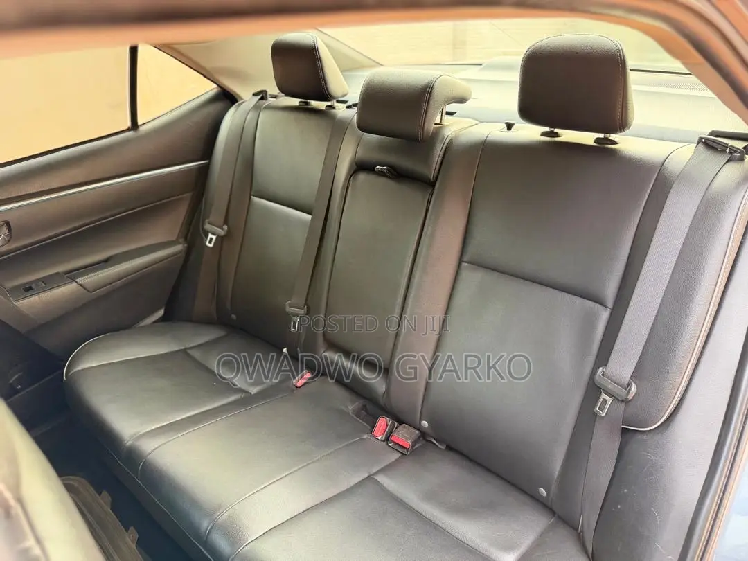 Toyota Corolla S Premium 4dr Sedan (1.8L 4cyl CVT) 2016 Gray