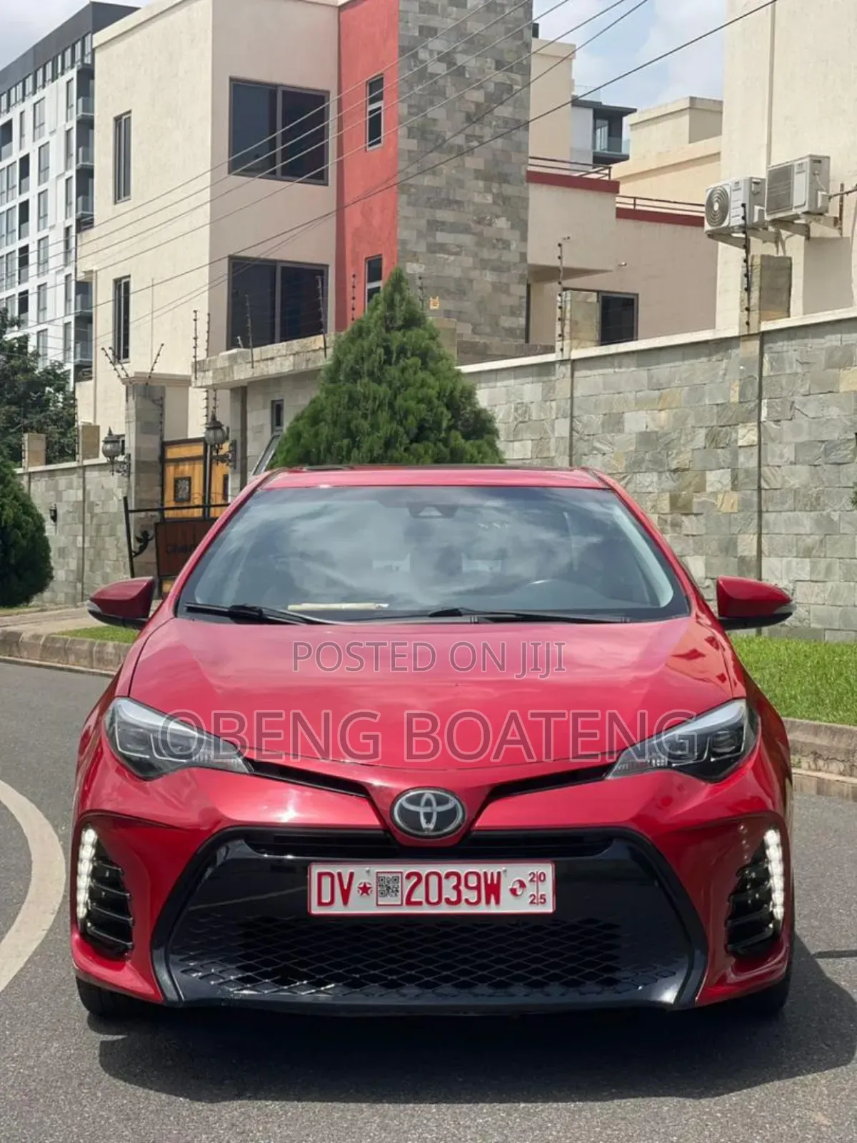 Toyota Corolla SE (1.8L 4cyl 2A) 2018 Red