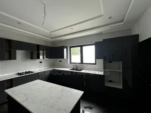 5bdrm House in Ab Richie Properties, American House for sale
