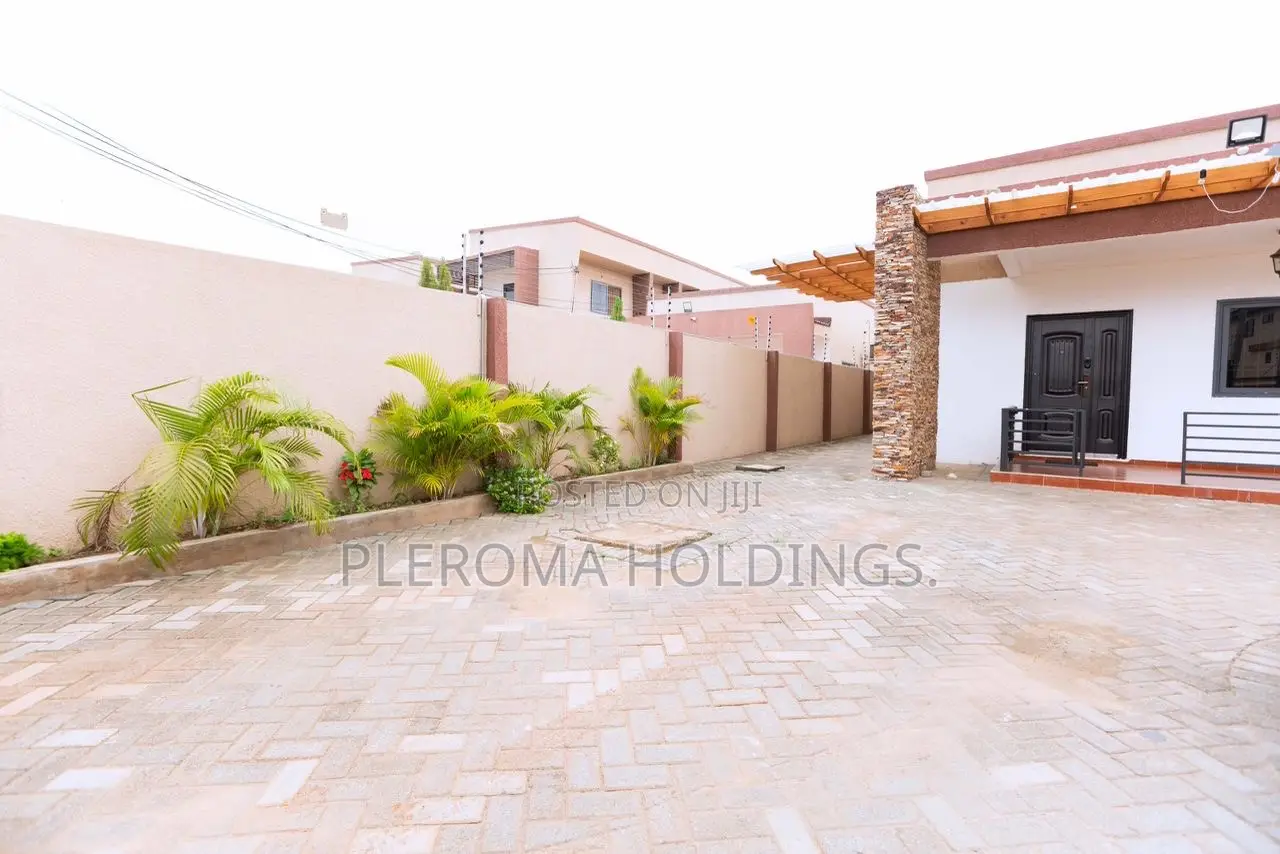 Furnished 3bdrm House in Oyarifa Mall Area for sale
