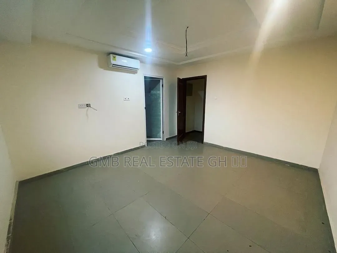 4bdrm House in Oyarifa, Ghana Flag for rent