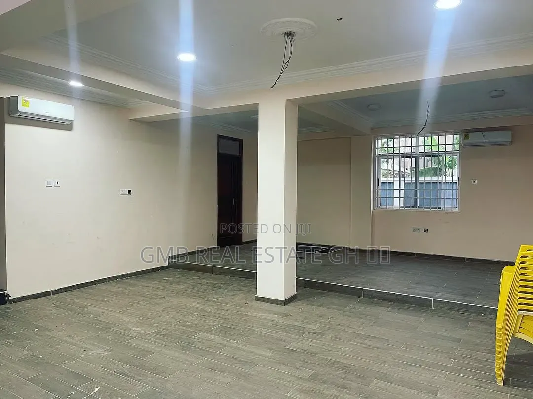 4bdrm House in Oyarifa, Ghana Flag for rent