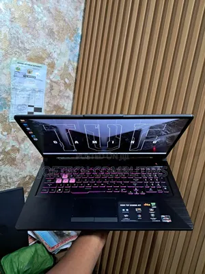 Laptop Asus TUF Gaming A17 16GB AMD Ryzen 7 SSD 512GB