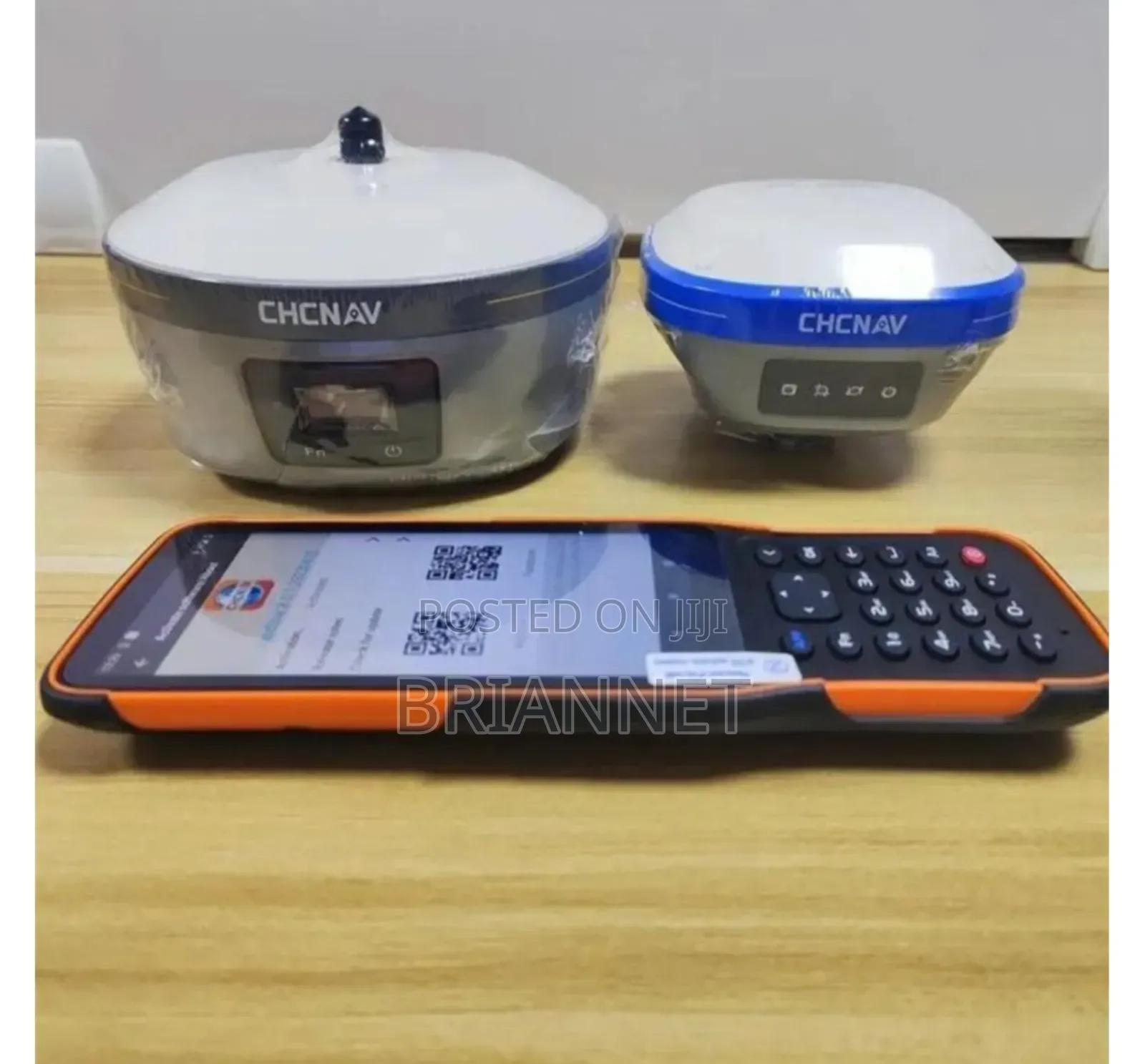 Chcnav I73+ RTK GNSS Survey Receiver Set Data Controller Landmapping