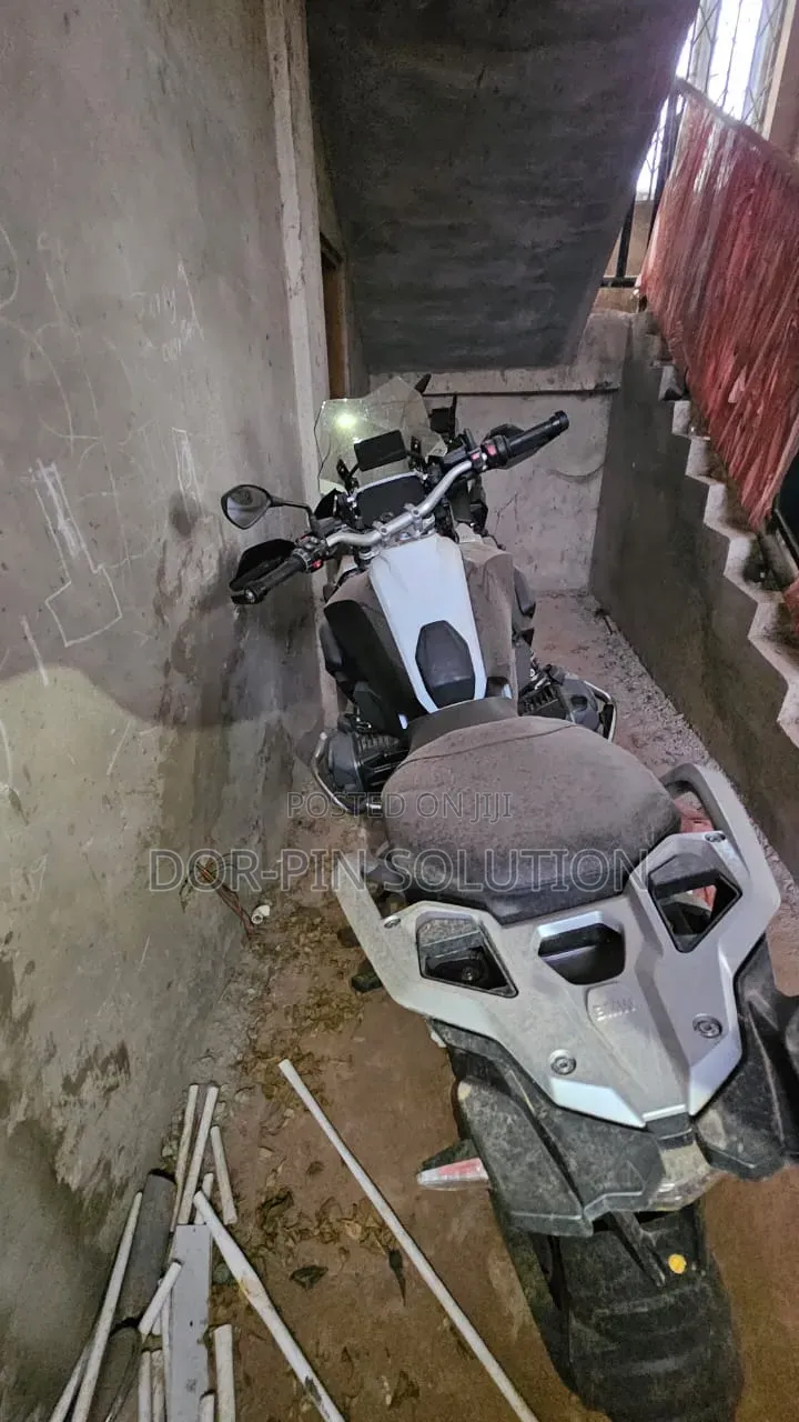 BMW R1250GS 2023 Gray