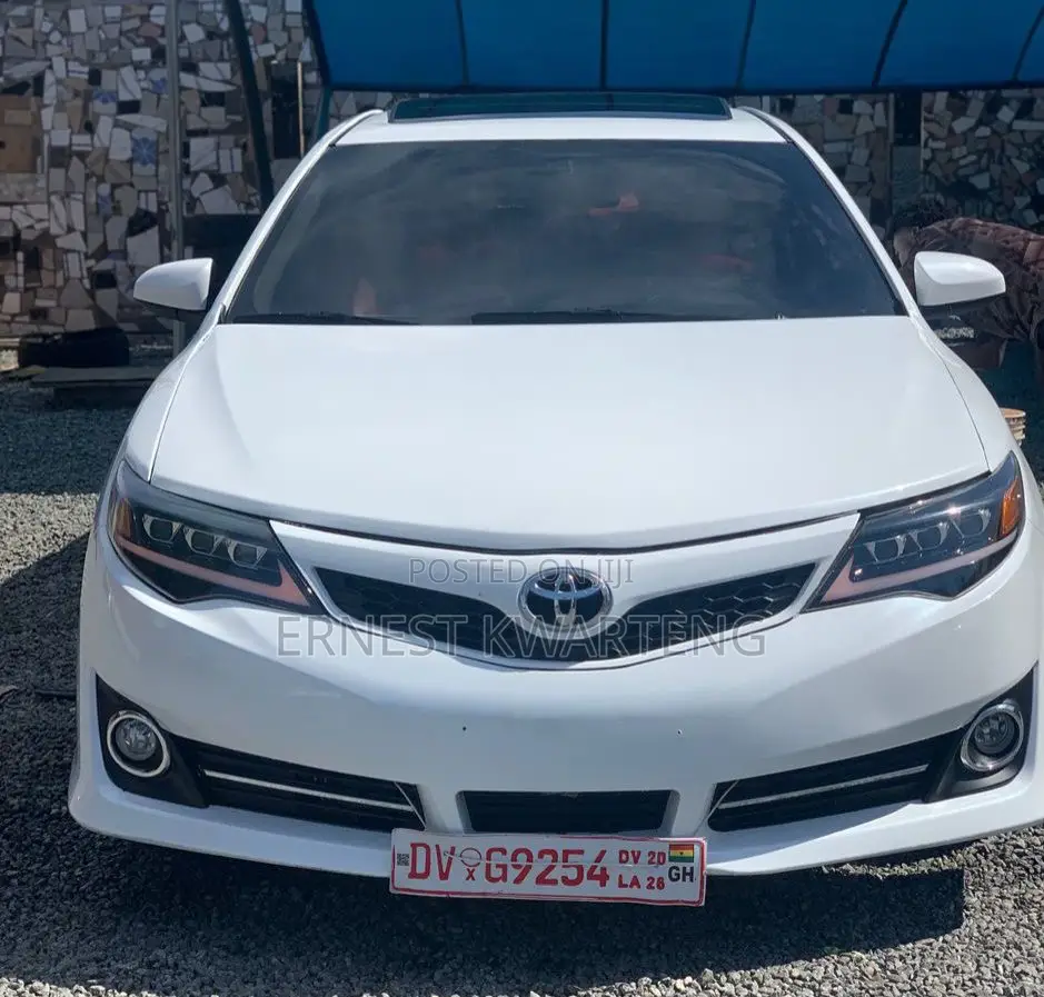 Toyota Camry 2014 White