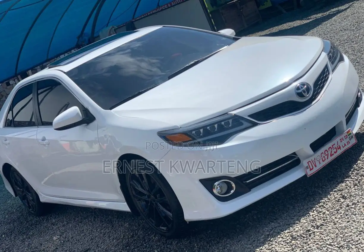 Toyota Camry 2014 White