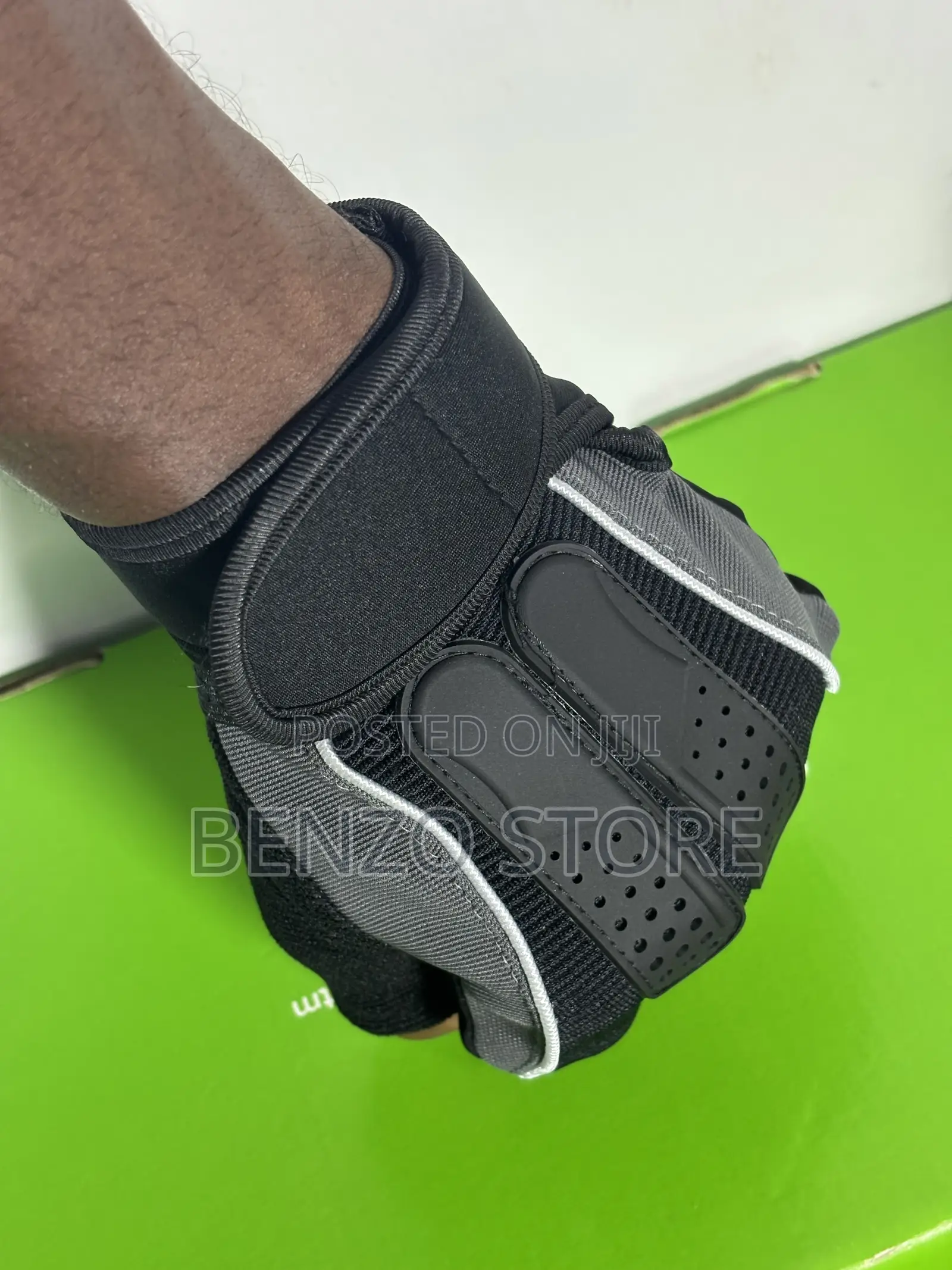Quality Gym Gloves for Weight Lifting and Fitness Training