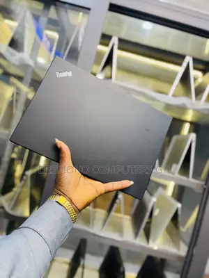 Laptop Lenovo ThinkPad P14s 32GB Intel Core i7 SSD 1T