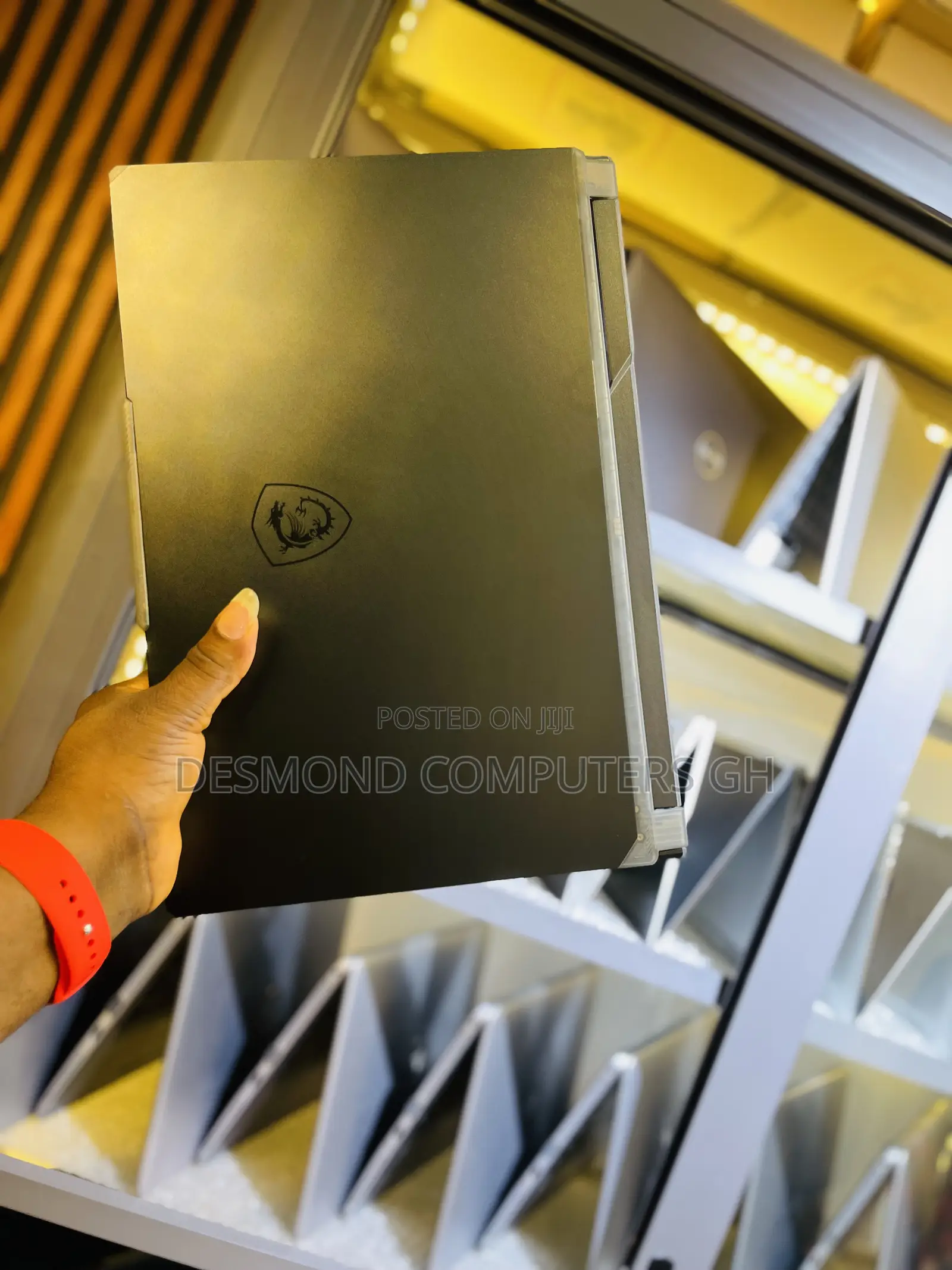 Laptop MSI Cyborg 15 16GB Intel Core i7 SSD 512GB