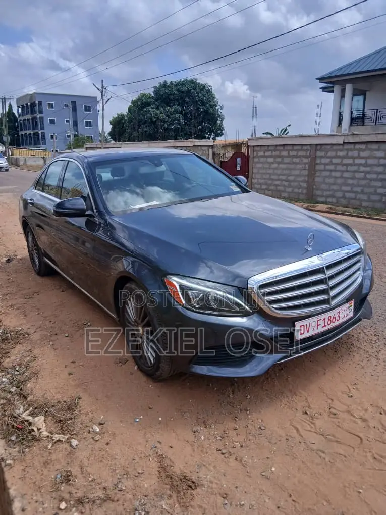 Mercedes-Benz C300 Luxury 4matic Sedan AWD (2.0L 4cyl 7A) 2017 Blue