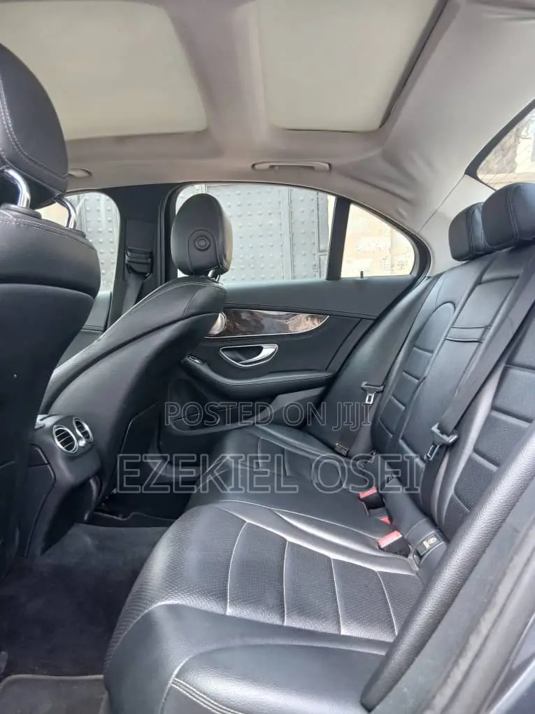 Mercedes-Benz C300 Luxury 4matic Sedan AWD (2.0L 4cyl 7A) 2017 Blue