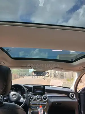 Mercedes-Benz C300 Luxury 4matic Sedan AWD (2.0L 4cyl 7A) 2017 Blue