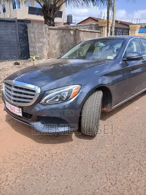 Mercedes-Benz C300 Luxury 4matic Sedan AWD (2.0L 4cyl 7A) 2017 Blue